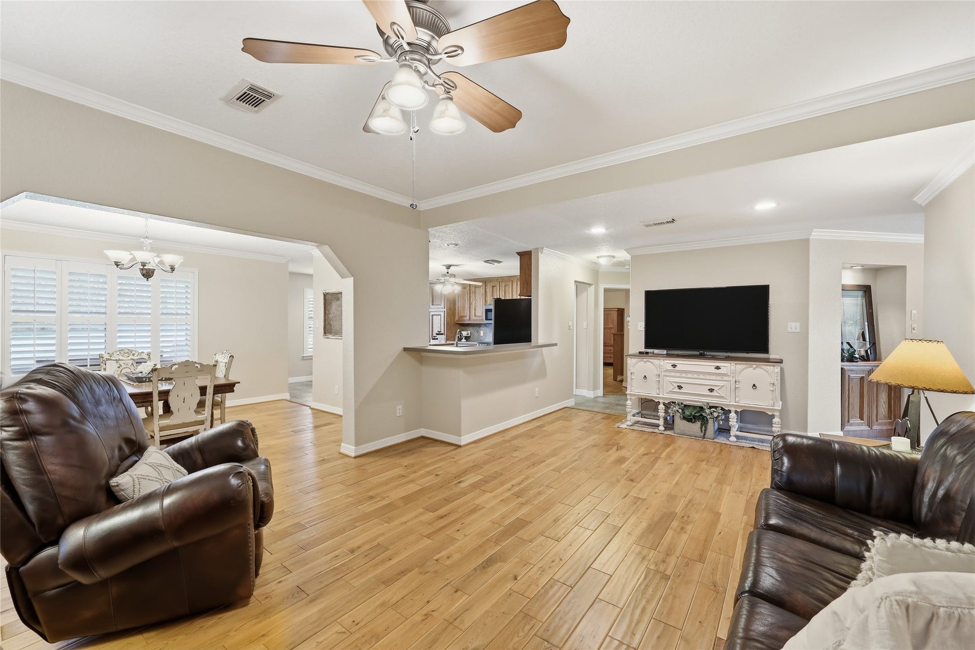 16210 Bluebird Street, Santa Fe, TX 77517 16210 Bluebird Street, Santa Fe, TX 77517