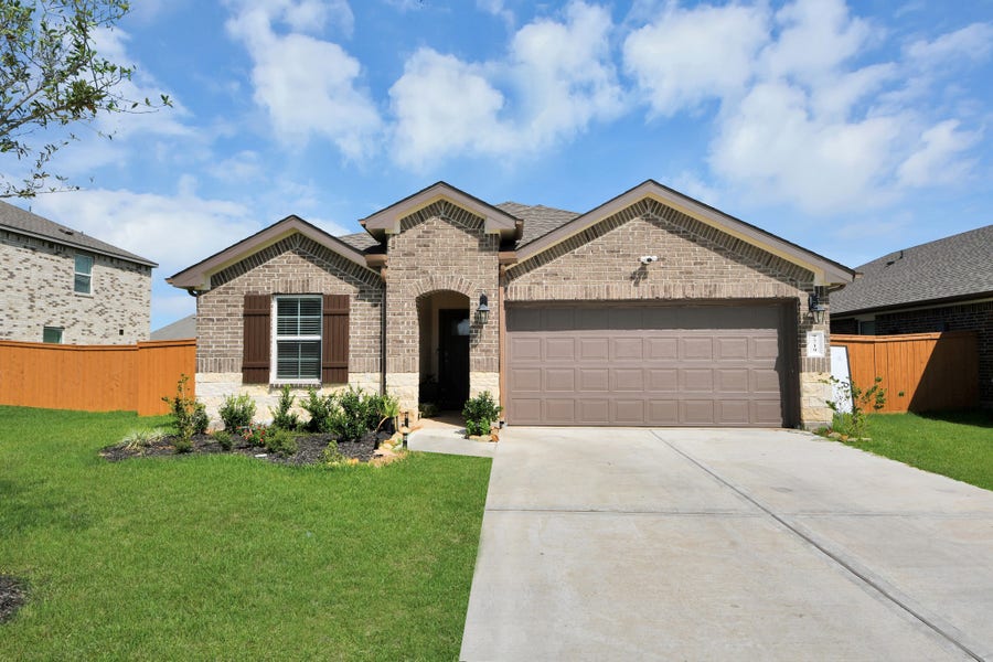 Property photo for 7719 Lavender Jade Drive, Iowa Colony, TX
