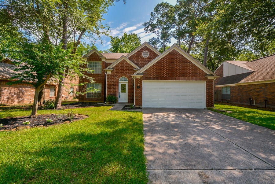 Property photo for 10 Ridgecross Place, The Woodlands, TX