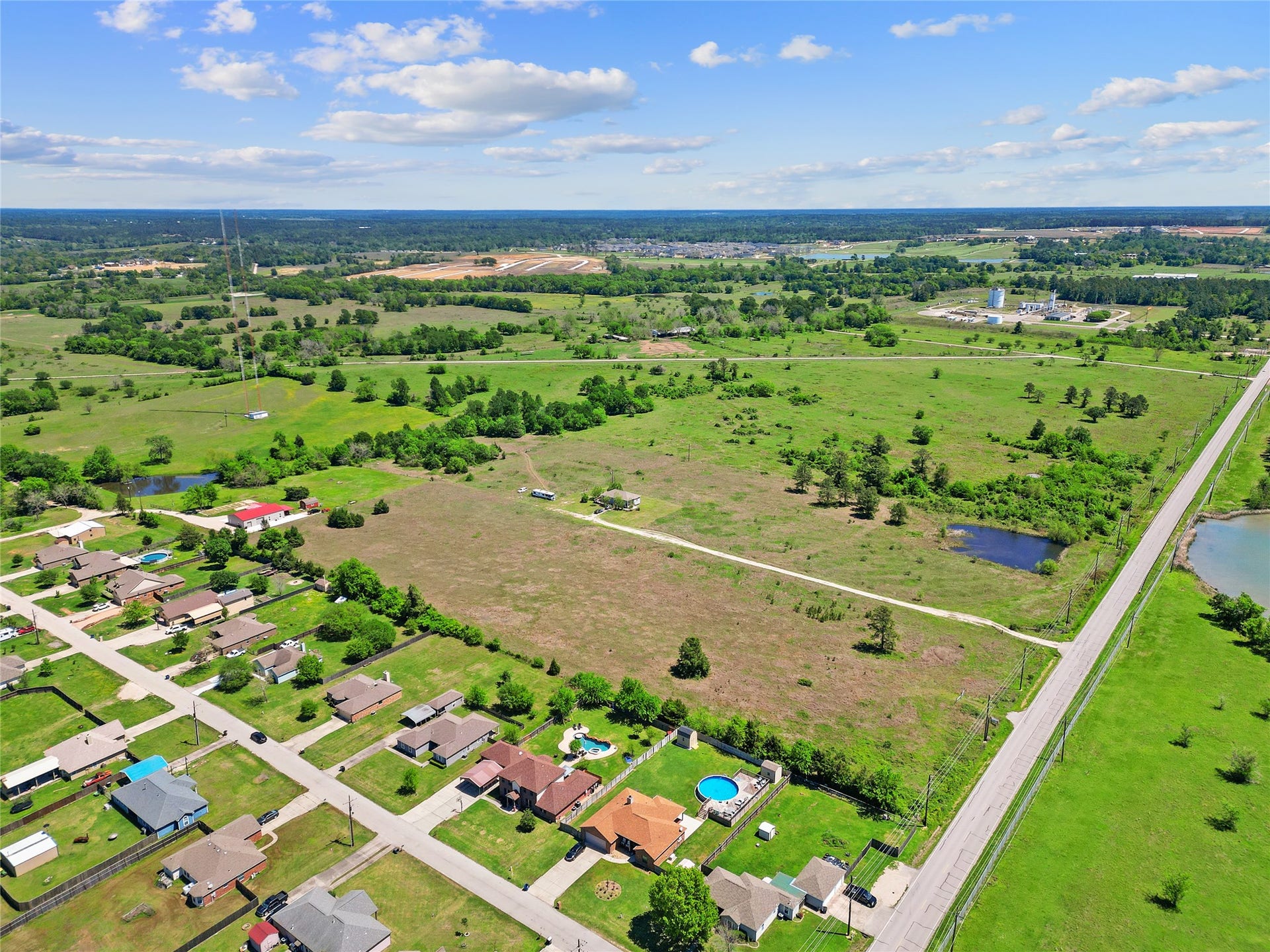 11242 Longstreet Road, Willis, TX 77318 11242 Longstreet Road, Willis, TX 77318