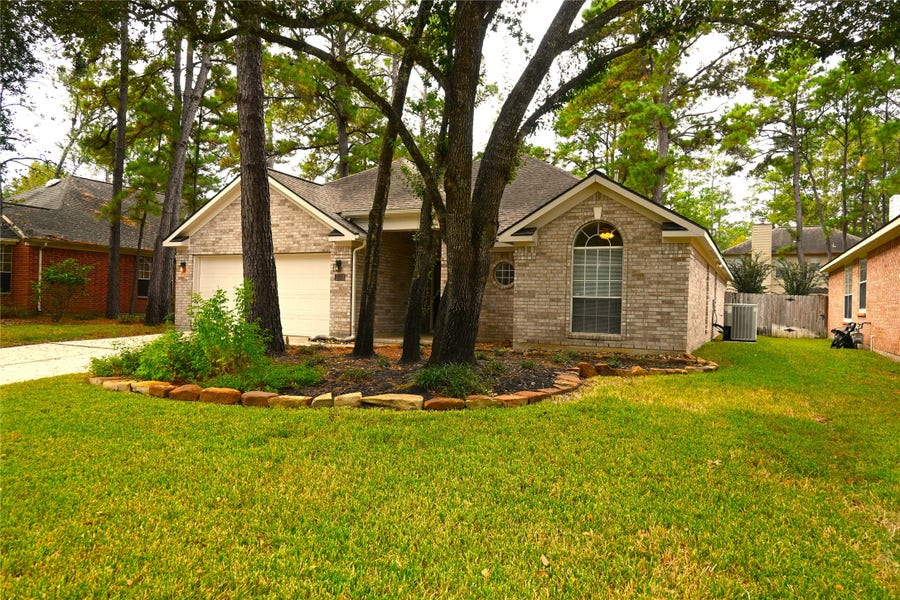Property photo for 22 E Trillium Circle, The Woodlands, TX