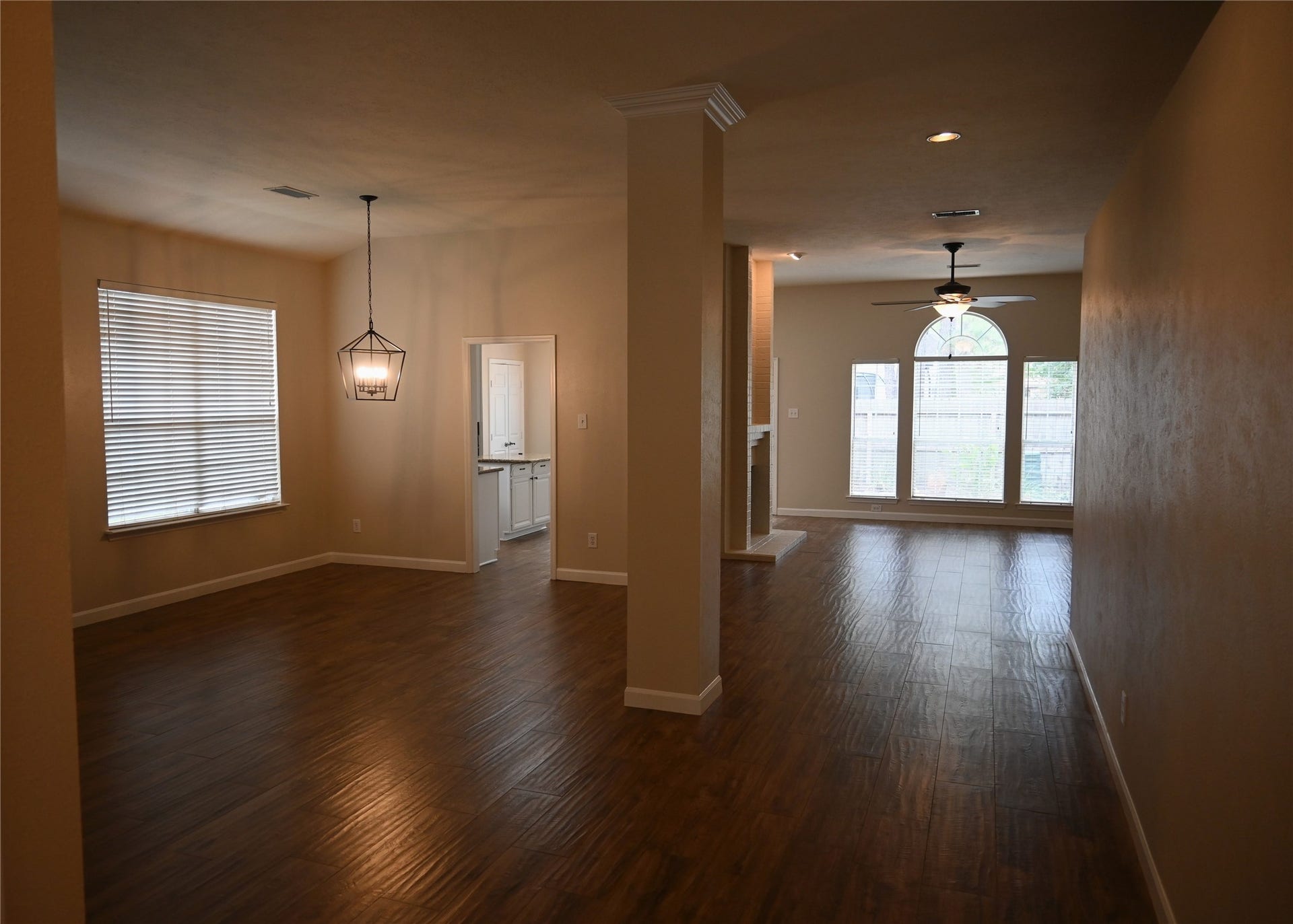 22 E Trillium Circle, The Woodlands, TX 77381 22 E Trillium Circle, The Woodlands, TX 77381