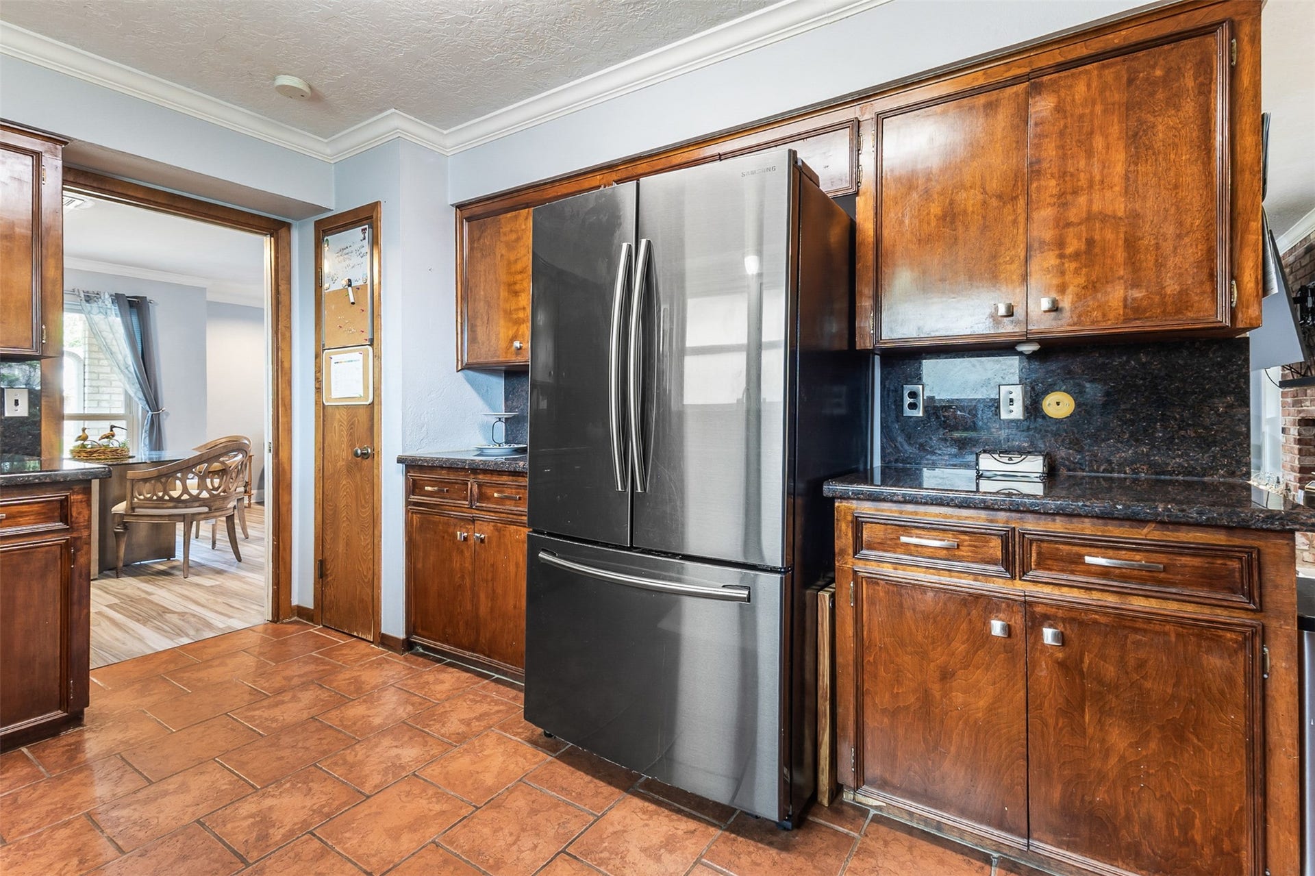 1527 17th Avenue N, Texas City, TX 77590 1527 17th Avenue N, Texas City, TX 77590