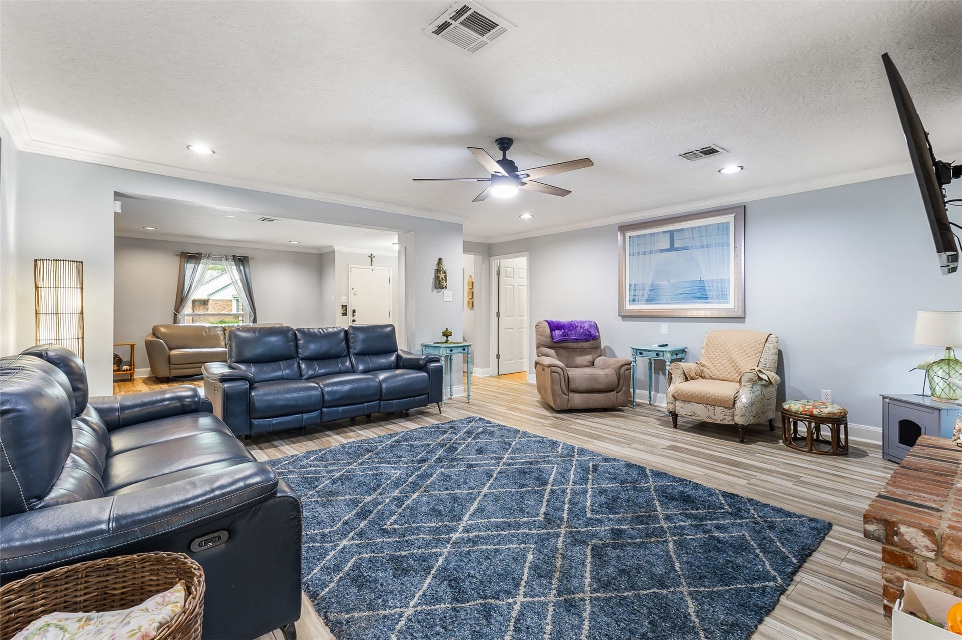 1527 17th Avenue N, Texas City, TX 77590 1527 17th Avenue N, Texas City, TX 77590