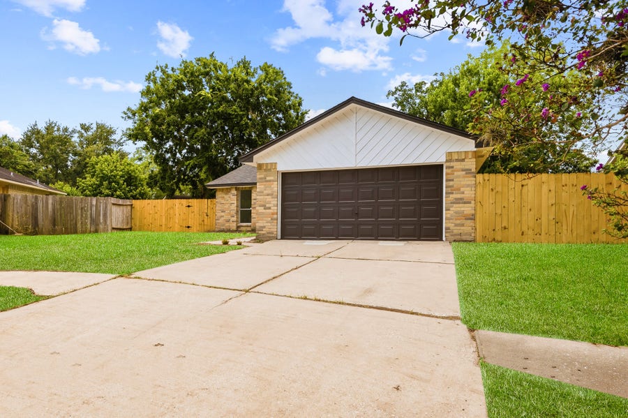 Property photo for 7310 Londres Drive, Houston, TX