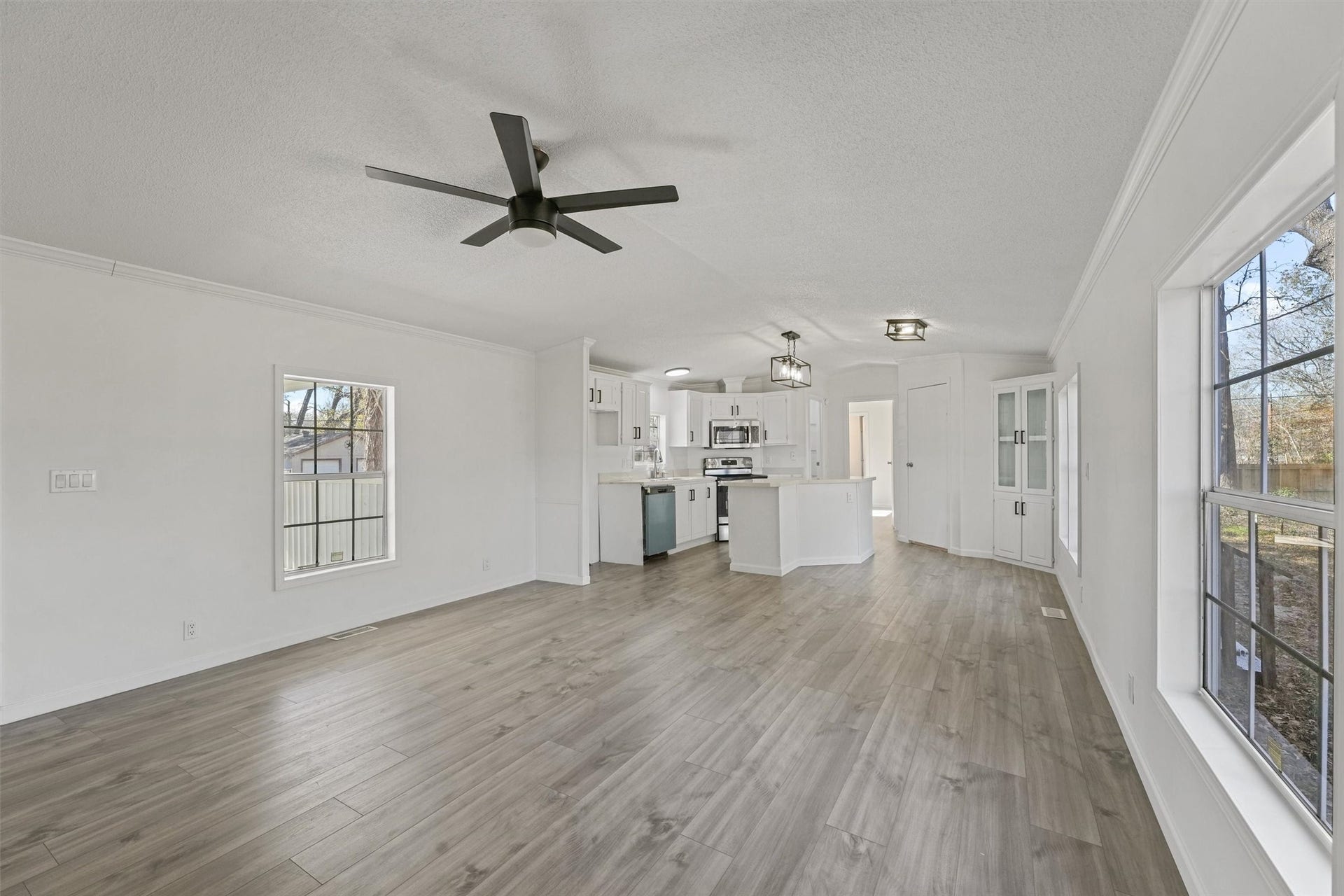 23239 Lakeside Drive, Porter, TX 77365 23239 Lakeside Drive, Porter, TX 77365