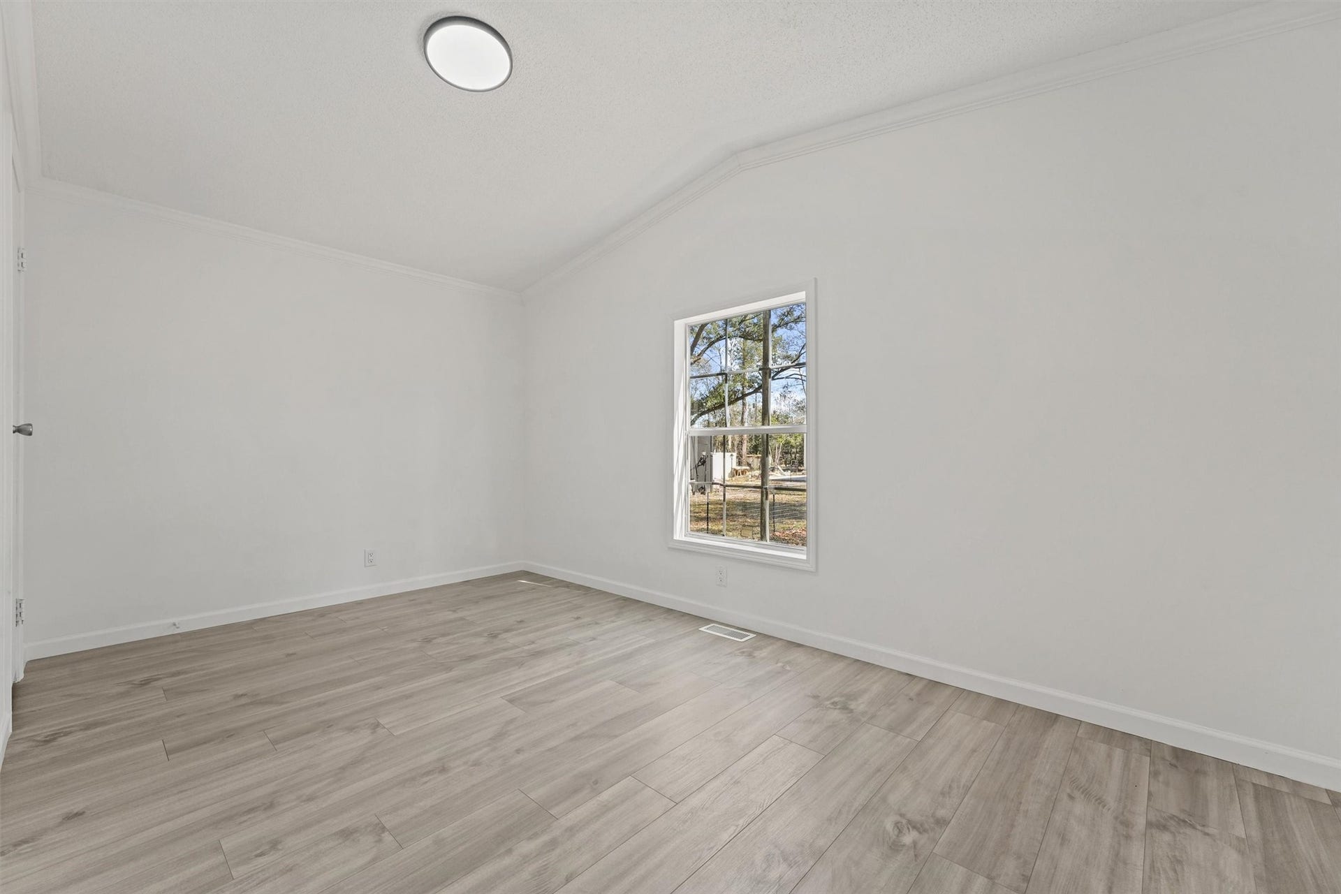 23239 Lakeside Drive, Porter, TX 77365 23239 Lakeside Drive, Porter, TX 77365