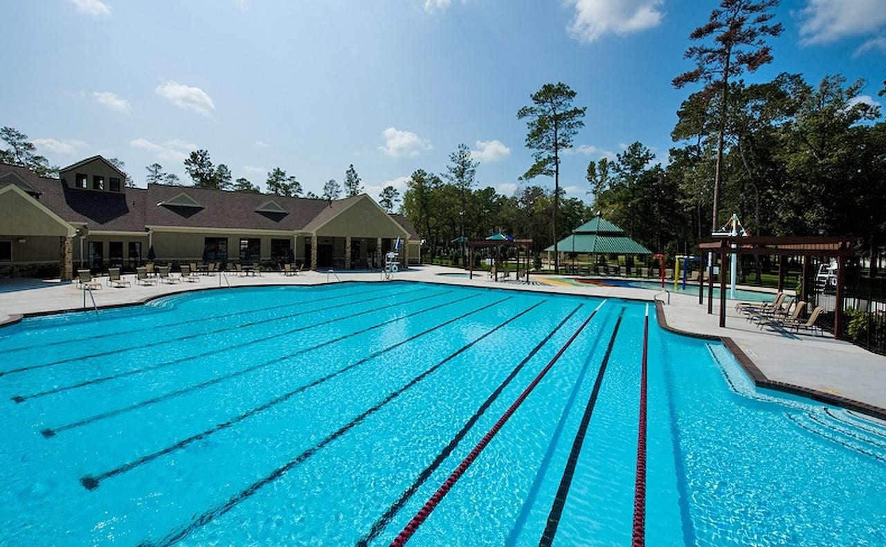 27539 S Lazy Meadow Way, Spring, TX 77386 The community pool ready for the hot Summer!