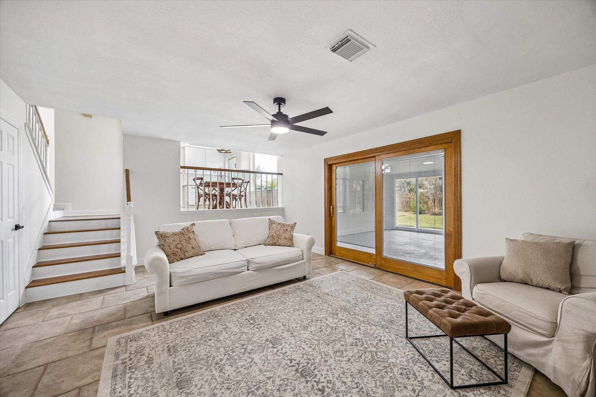 21502 River Court Drive, Katy, TX 77449 Living area that leads out to your indoor patio.