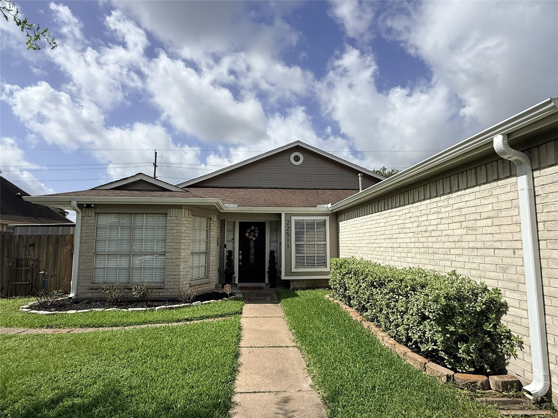 22511 Rangeview Drive, Katy, TX 77450 GREAT starter home! 5 bedroom, 2 bath with a bonus space added onto the primary that is not included in the stated square footage in MLS.