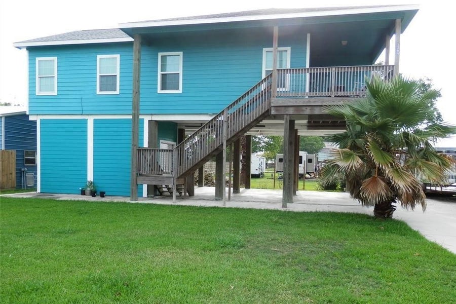 Property photo for 126A 19th Street, Dickinson, TX