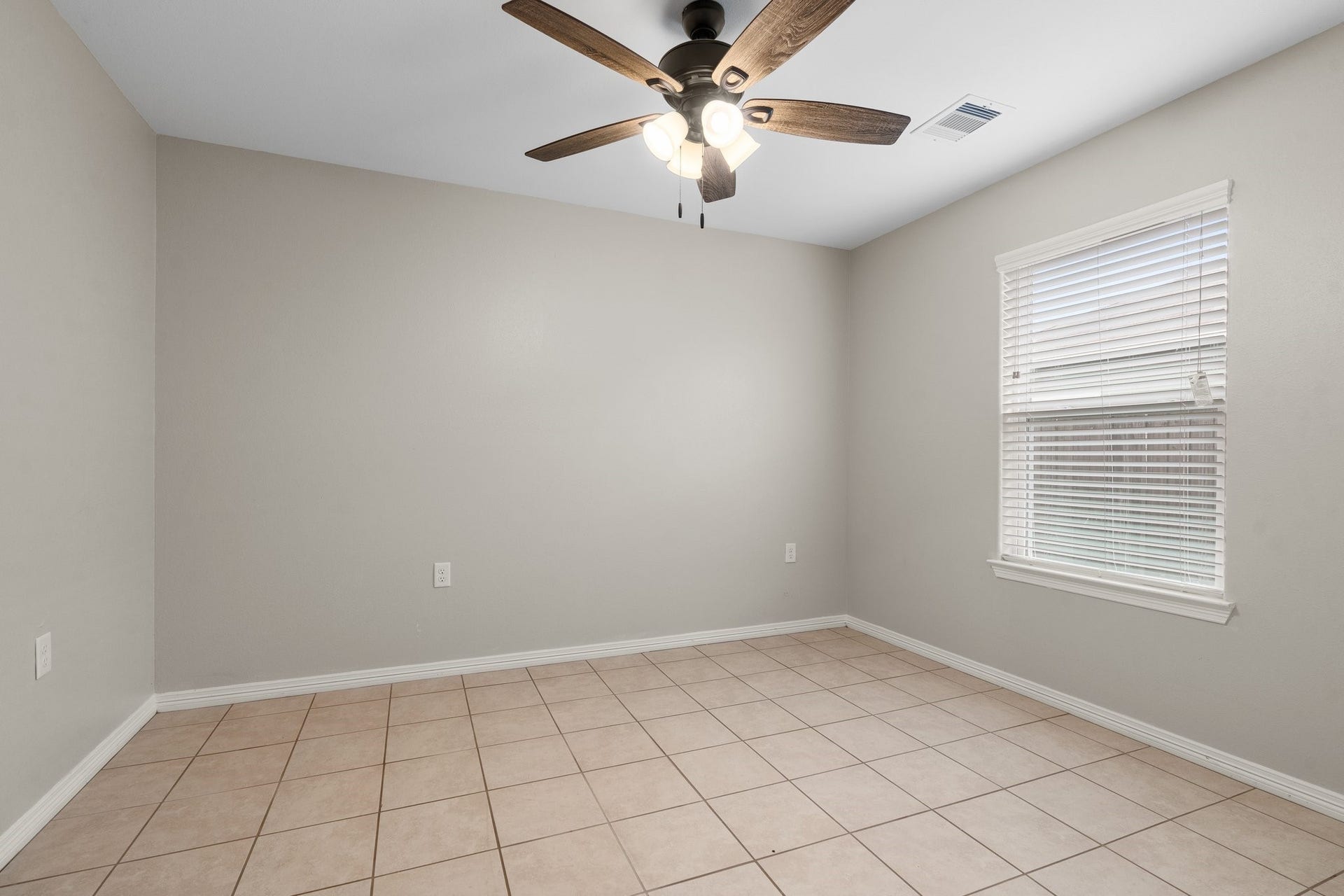 119 South Bend Ct, #A, Willis, TX 77378 119 South Bend Ct, #A, Willis, TX 77378