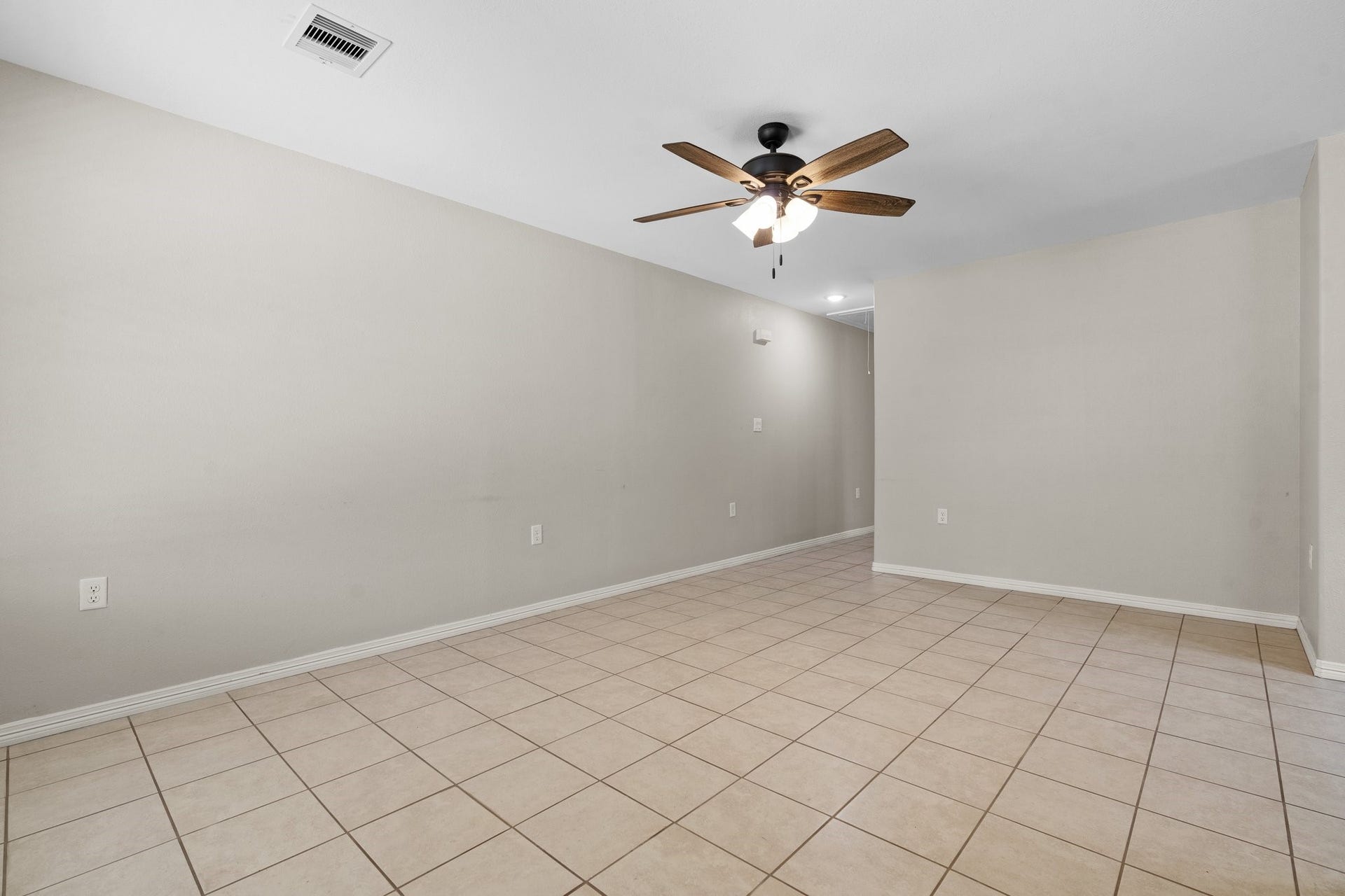 119 South Bend Ct, #A, Willis, TX 77378 119 South Bend Ct, #A, Willis, TX 77378