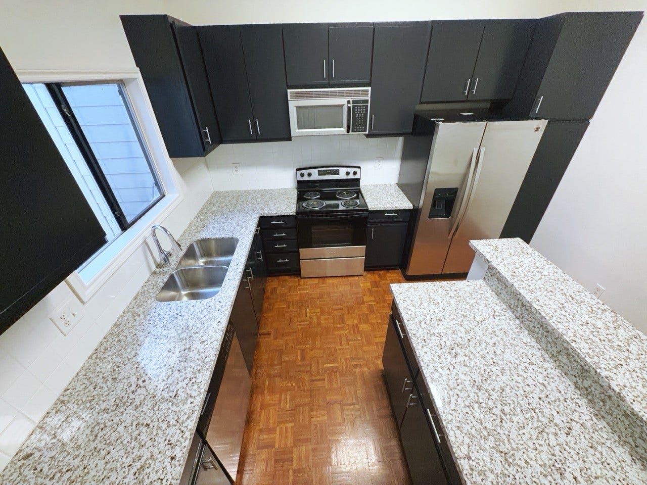 627 Hawthorne Street, #11, Houston, TX 77006