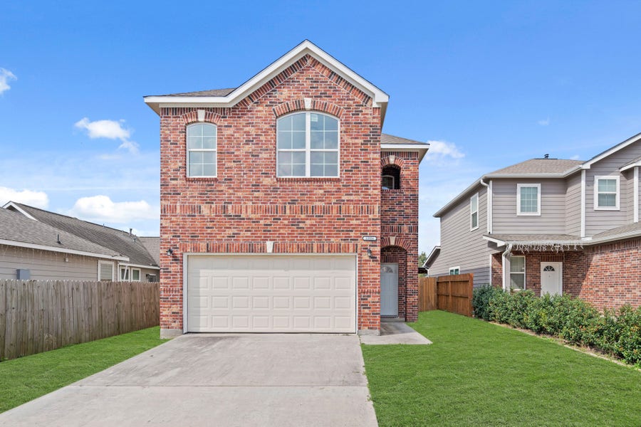 Property photo for 13926 Leabrandon Lane, Houston, TX