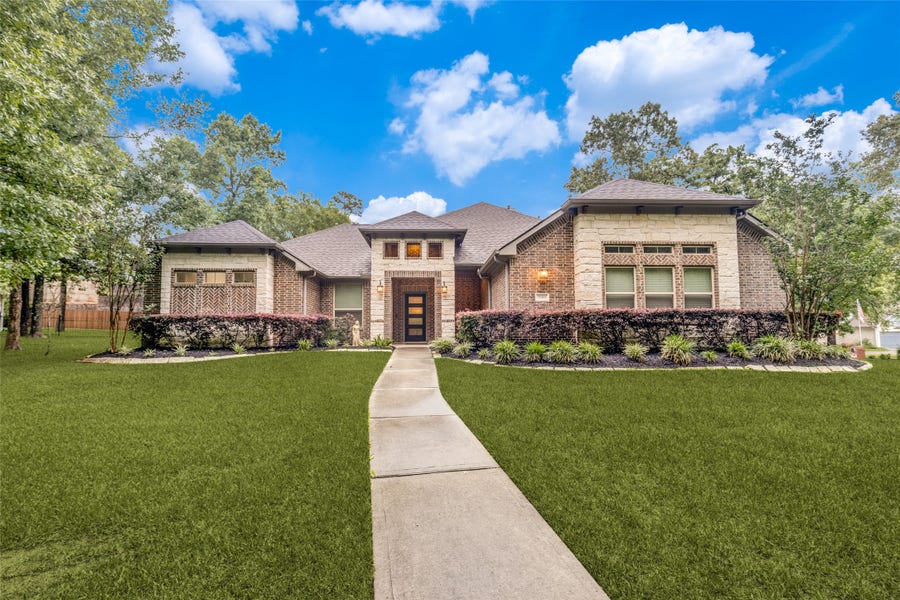 Property photo for 3500 Woods Estates Drive, Conroe, TX