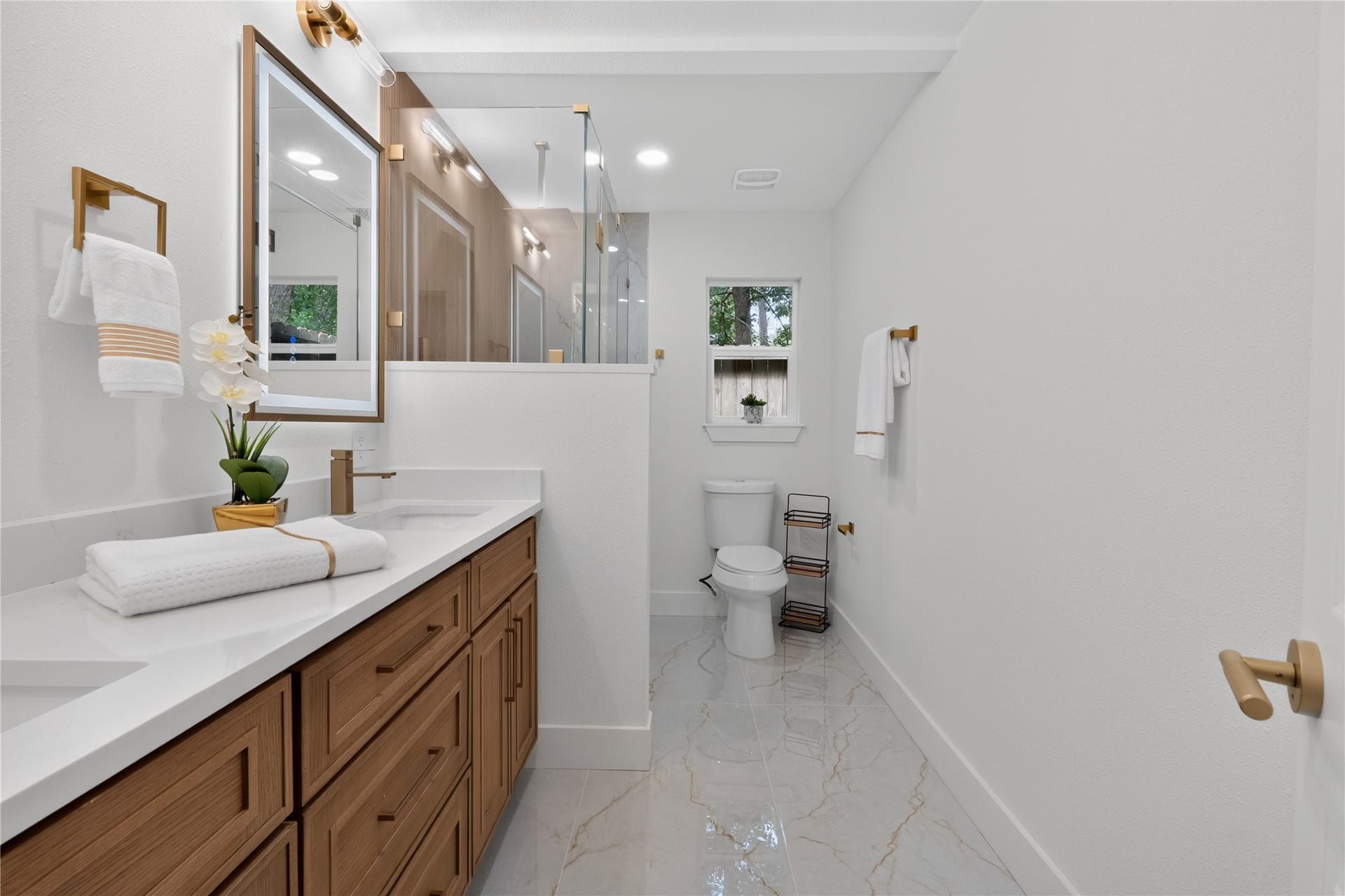 6203 Fawnwood Drive, Spring, TX 77389 6203 Fawnwood Drive, Spring, TX 77389