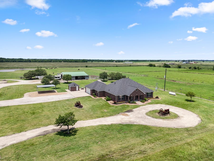 Property photo for 10630 Brinkmeyer Road, Needville, TX