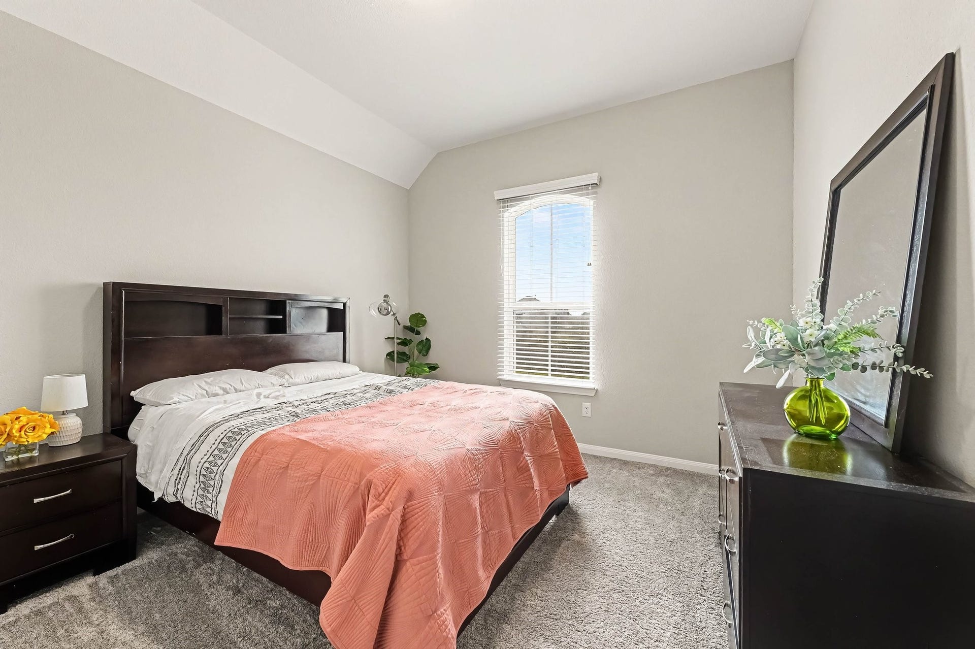 5107 Autumn Hills Trail, Pearland, TX 77584 5107 Autumn Hills Trail, Pearland, TX 77584