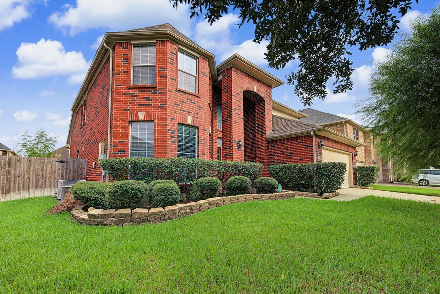 Property photo for 219 Nina Lane, Stafford, TX