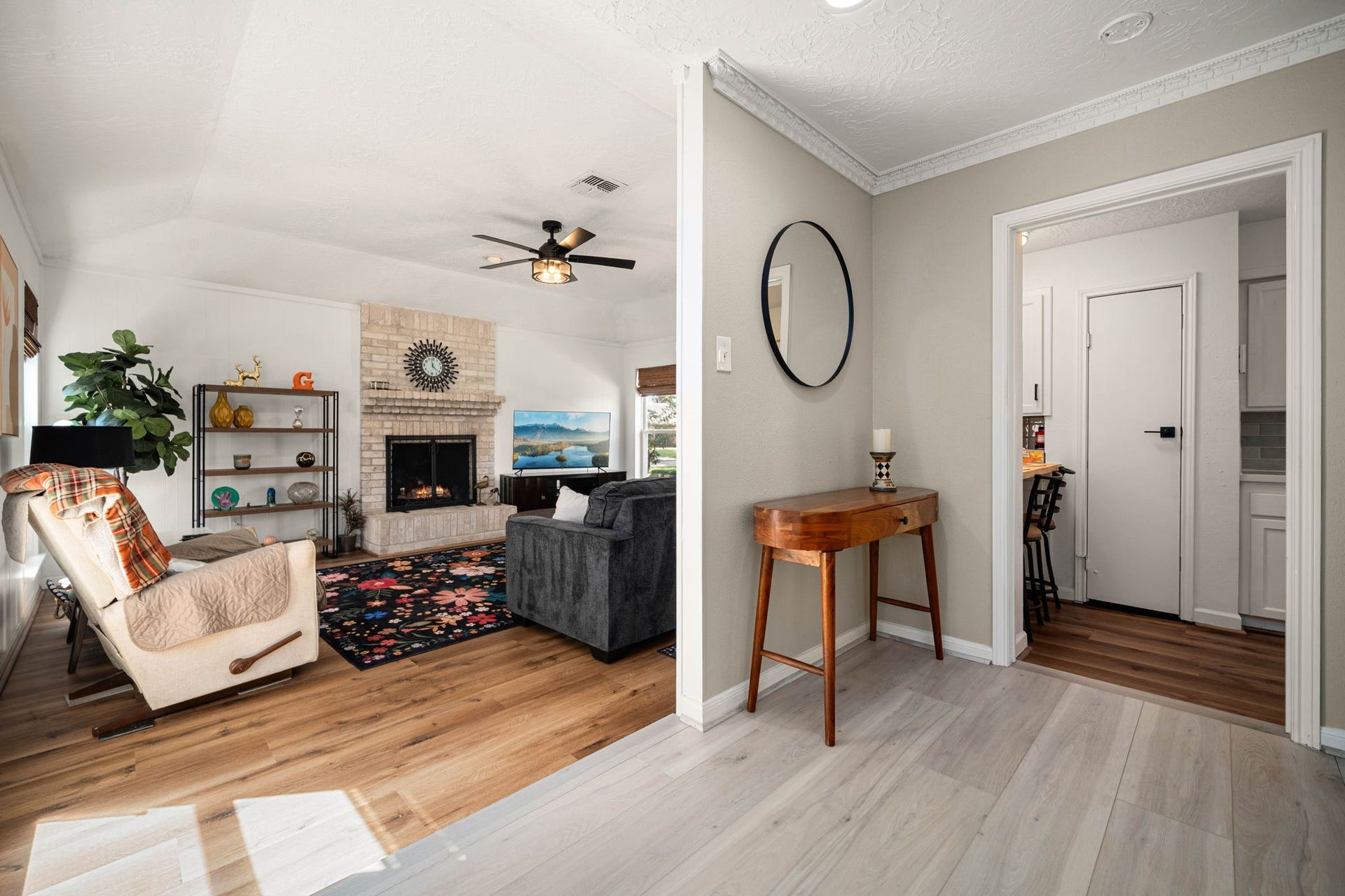 3310 Meadowcreek Drive, Missouri City, TX 77459 3310 Meadowcreek Drive, Missouri City, TX 77459