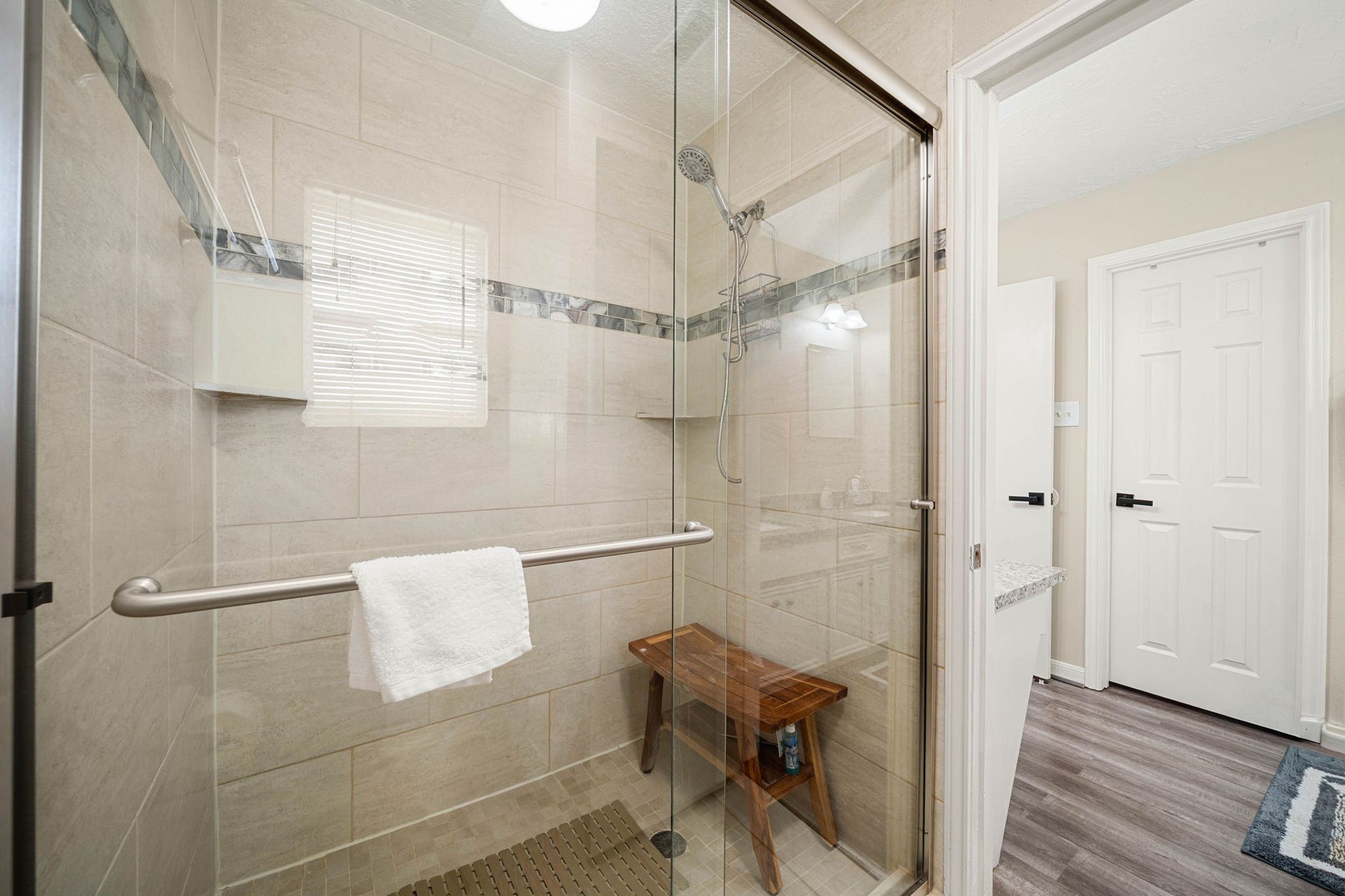 3310 Meadowcreek Drive, Missouri City, TX 77459 3310 Meadowcreek Drive, Missouri City, TX 77459