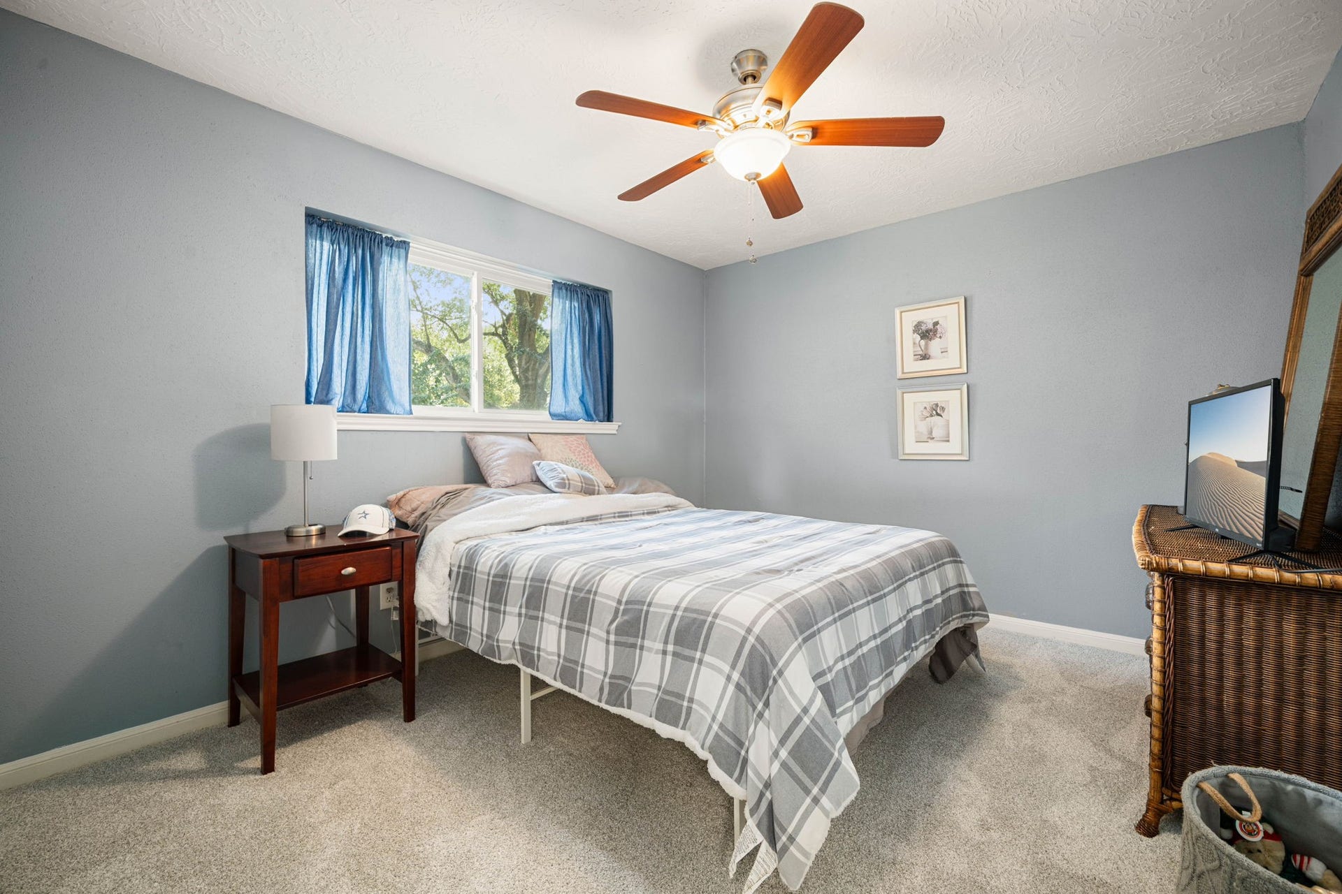 3310 Meadowcreek Drive, Missouri City, TX 77459 3310 Meadowcreek Drive, Missouri City, TX 77459