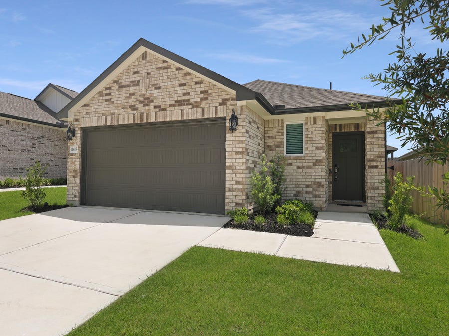 Property photo for 18718 Timber Glen Drive, Conroe, TX
