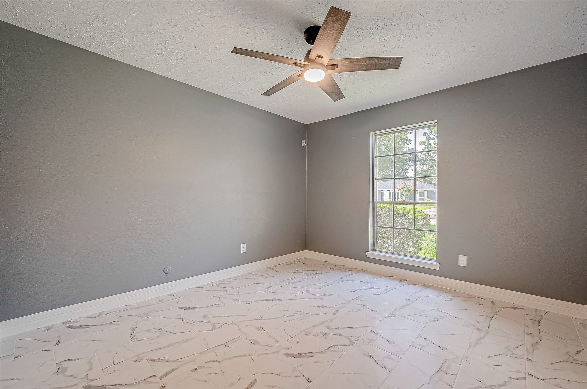 13914 Fawnbrake Drive, Sugar Land, TX 77498 13914 Fawnbrake Drive, Sugar Land, TX 77498