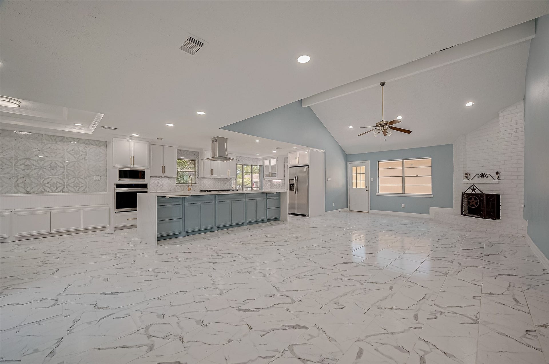 13914 Fawnbrake Drive, Sugar Land, TX 77498 13914 Fawnbrake Drive, Sugar Land, TX 77498
