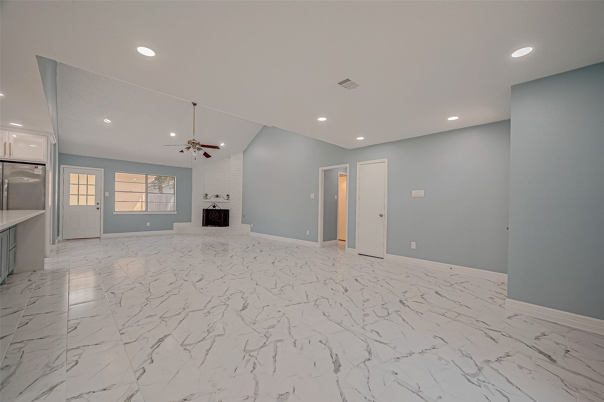 13914 Fawnbrake Drive, Sugar Land, TX 77498 13914 Fawnbrake Drive, Sugar Land, TX 77498