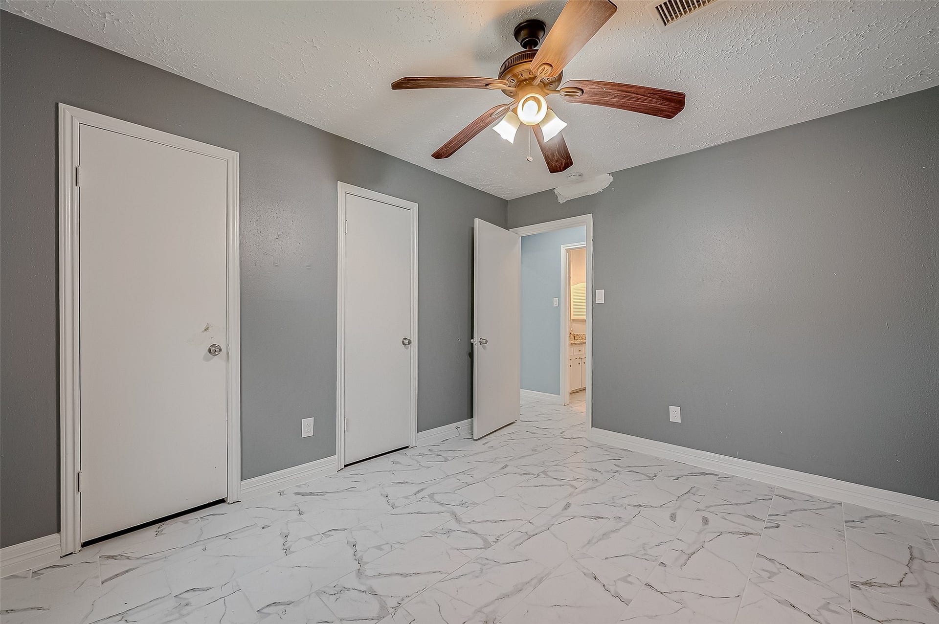 13914 Fawnbrake Drive, Sugar Land, TX 77498 13914 Fawnbrake Drive, Sugar Land, TX 77498