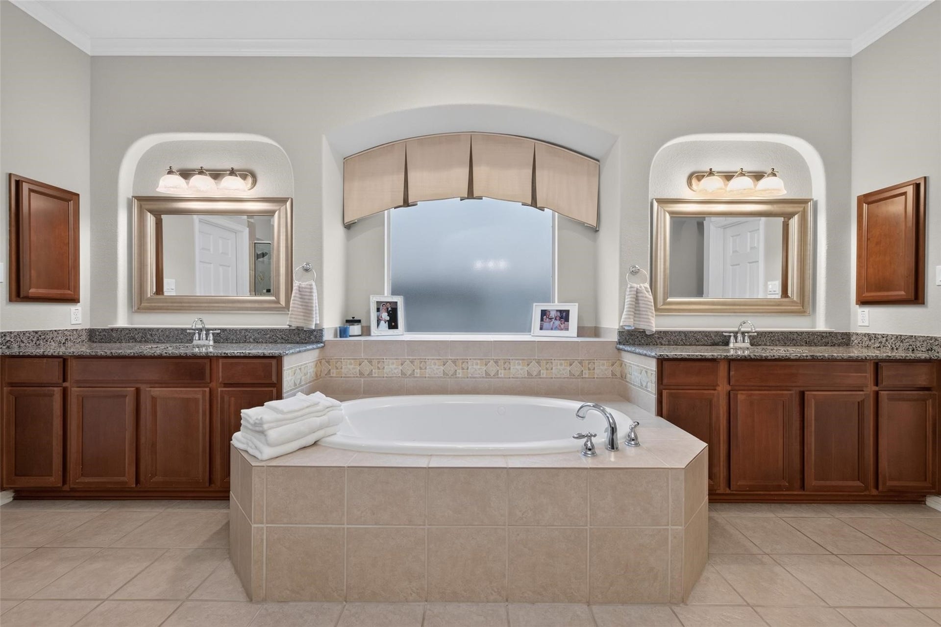 9726 Blue Cruls Way, Spring, TX 77379 9726 Blue Cruls Way, Spring, TX 77379