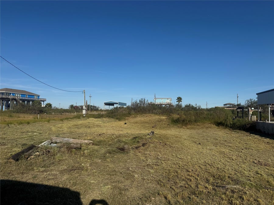 Property photo for 1076 Van Sant, Gilchrist, TX