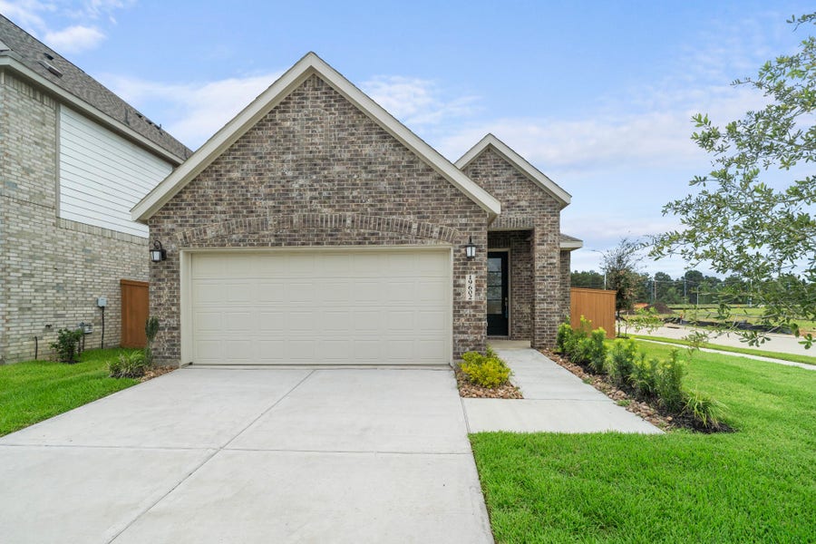 Property photo for 19602 San Severino Dr, Tomball, TX