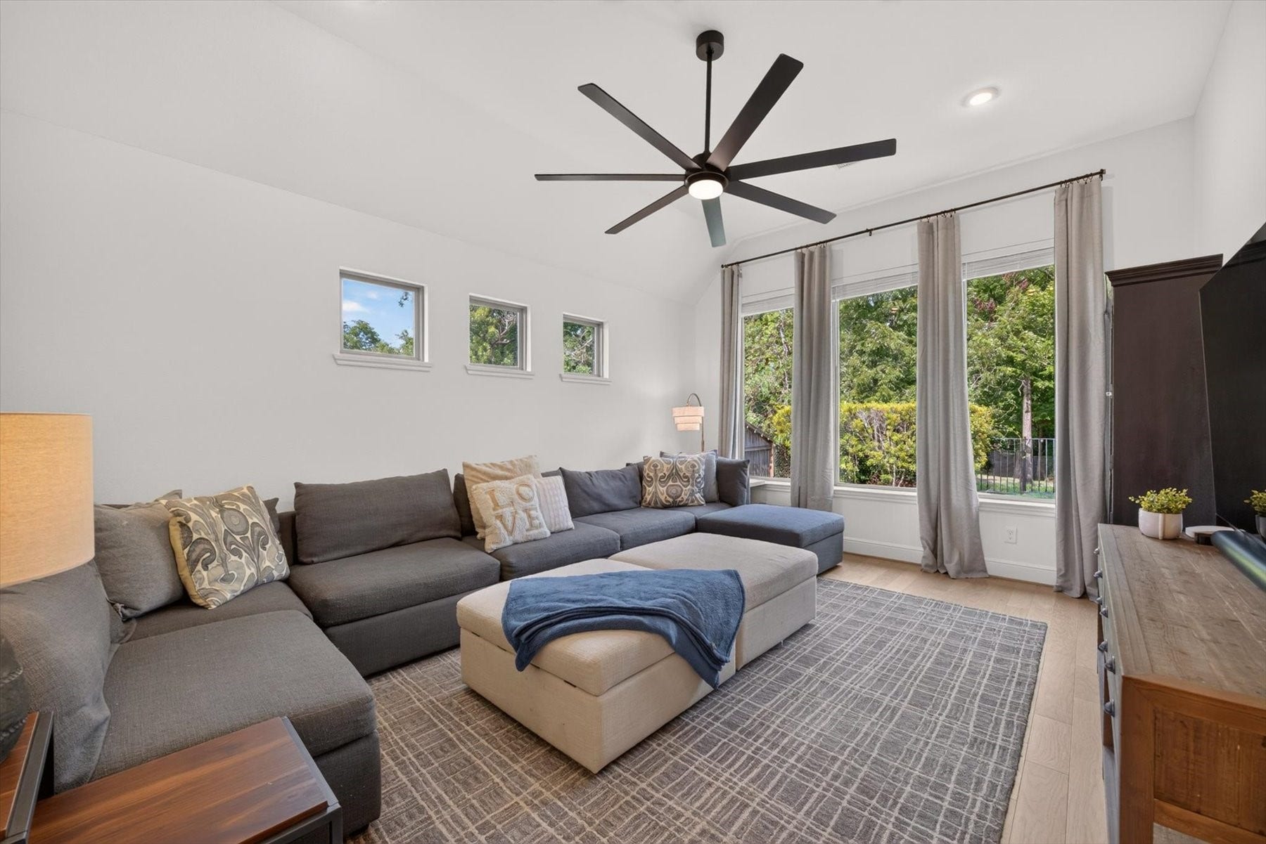 1219 Mcmurtry Ridge Drive, Katy, TX 77494 Flexible space with large windows, ideal for a media room, lounge or additional living area.