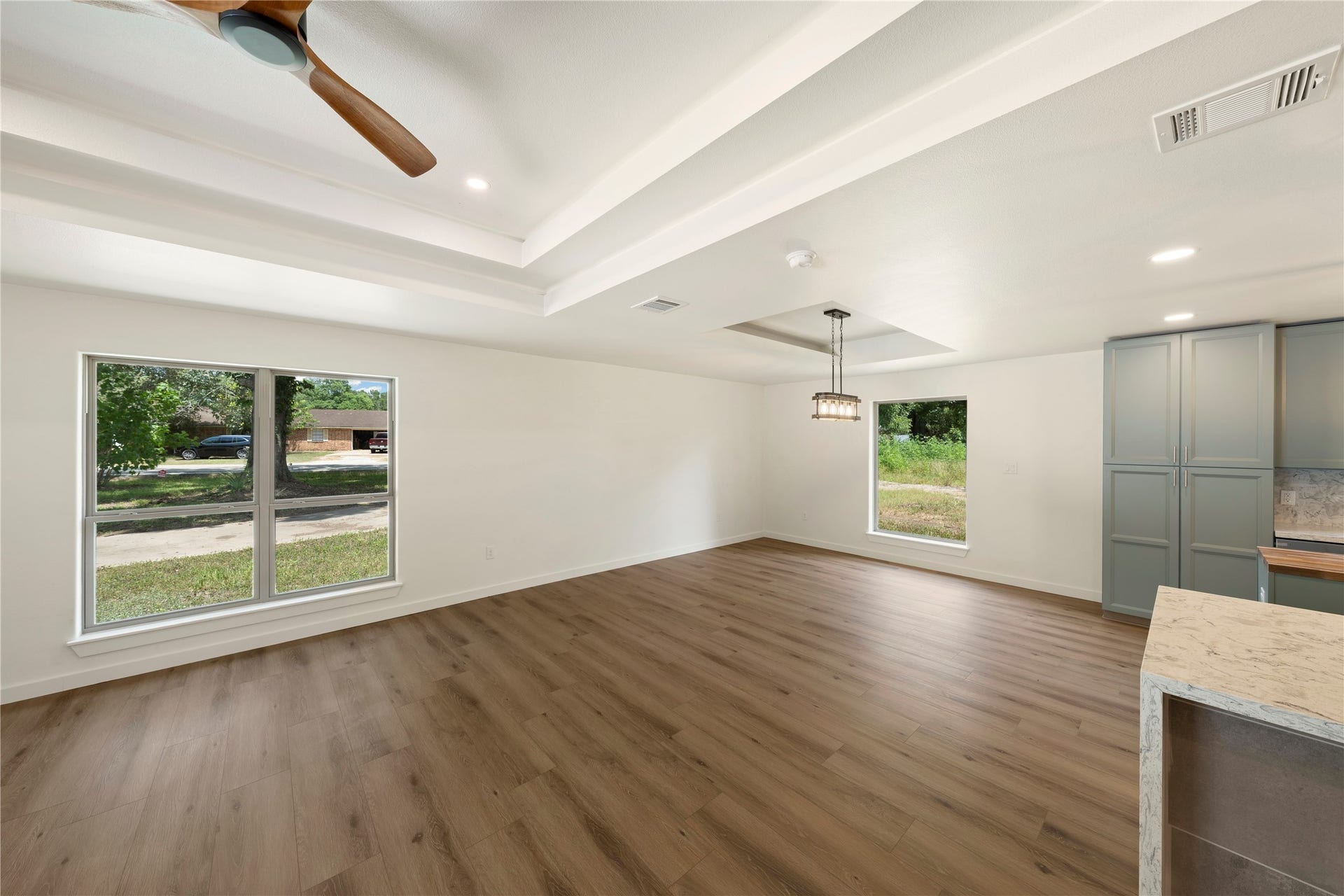 2109 County Road 353, Brazoria, TX 77422 2109 County Road 353, Brazoria, TX 77422