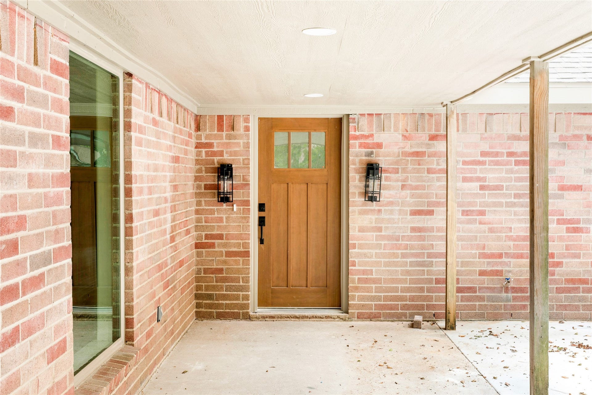 2109 County Road 353, Brazoria, TX 77422 2109 County Road 353, Brazoria, TX 77422