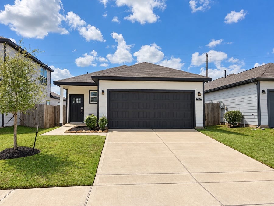 Property photo for 17327 King Eider Rd, Waller, TX