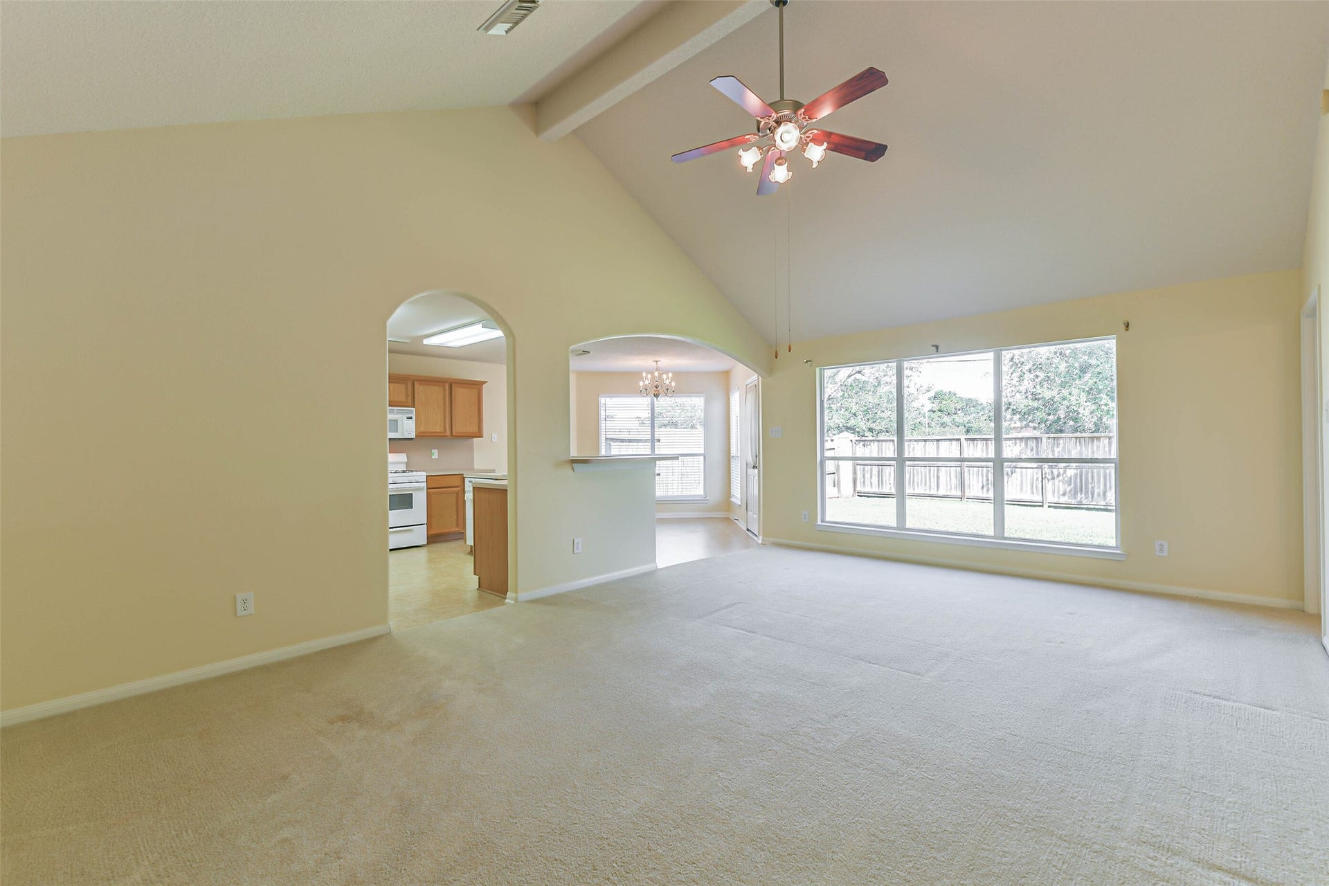 5329 Morgan Oak Drive, Alvin, TX 77511 5329 Morgan Oak Drive, Alvin, TX 77511