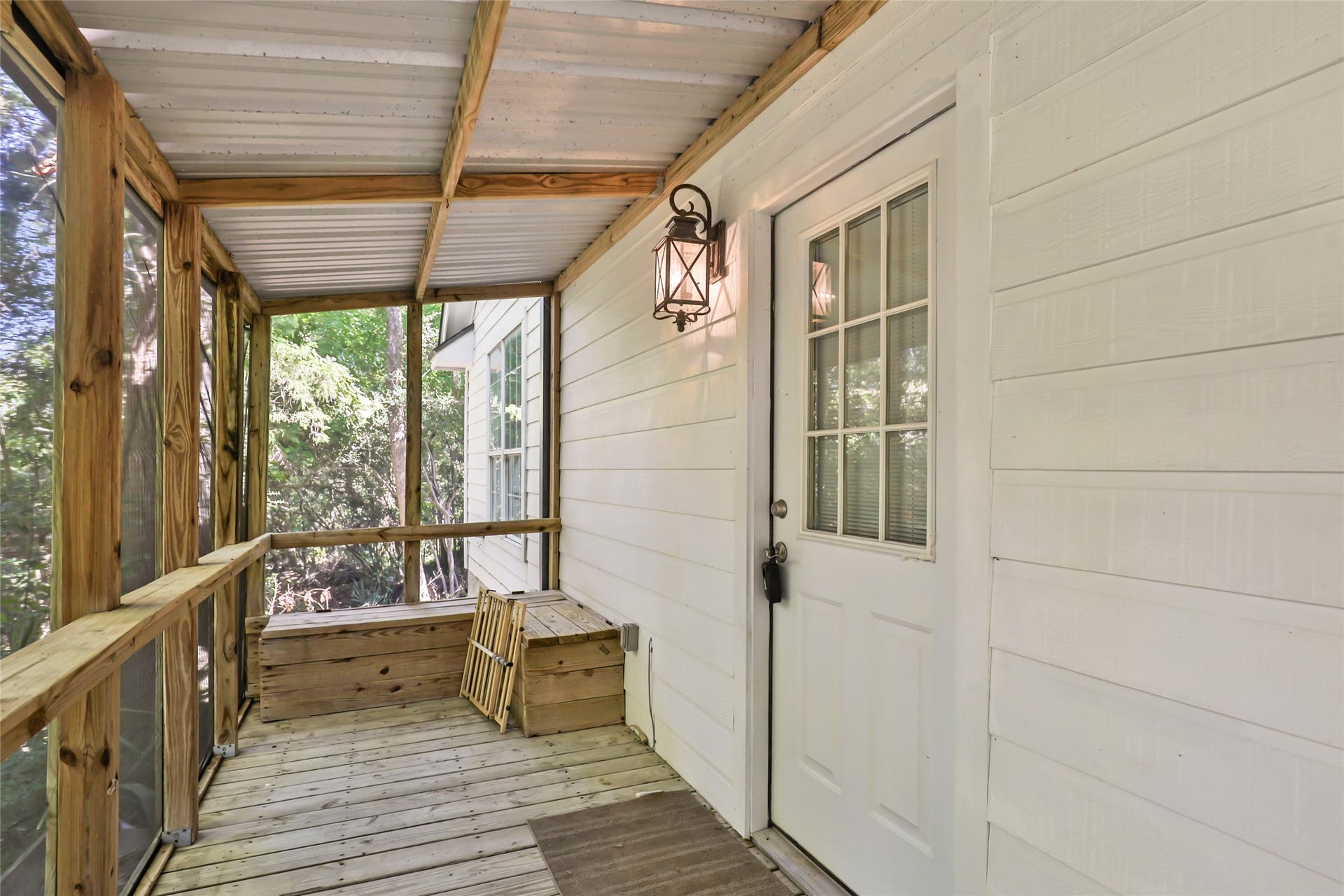 108 Harbour Town Circle, Conroe, TX 77356