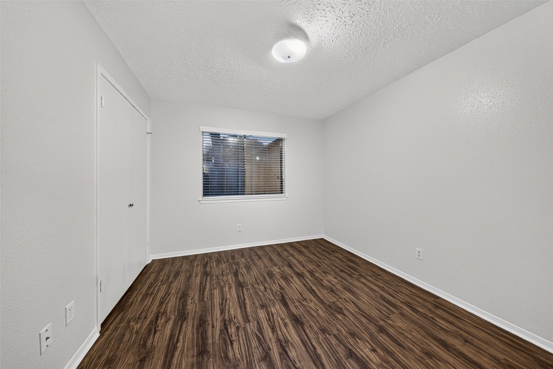 3107 Pecan Point Drive, Sugar Land, TX 77478 3107 Pecan Point Drive, Sugar Land, TX 77478