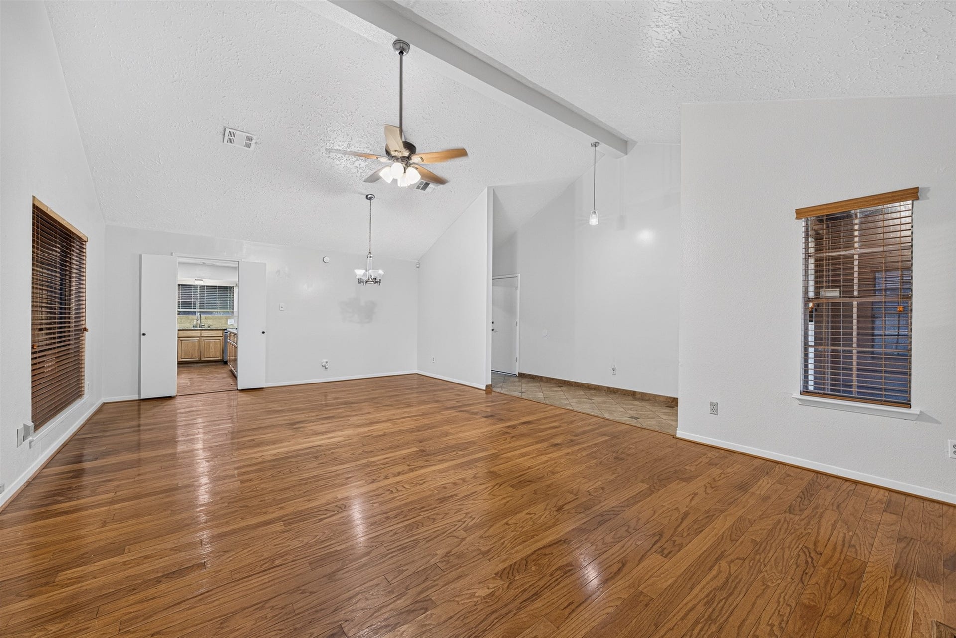 3107 Pecan Point Drive, Sugar Land, TX 77478 3107 Pecan Point Drive, Sugar Land, TX 77478