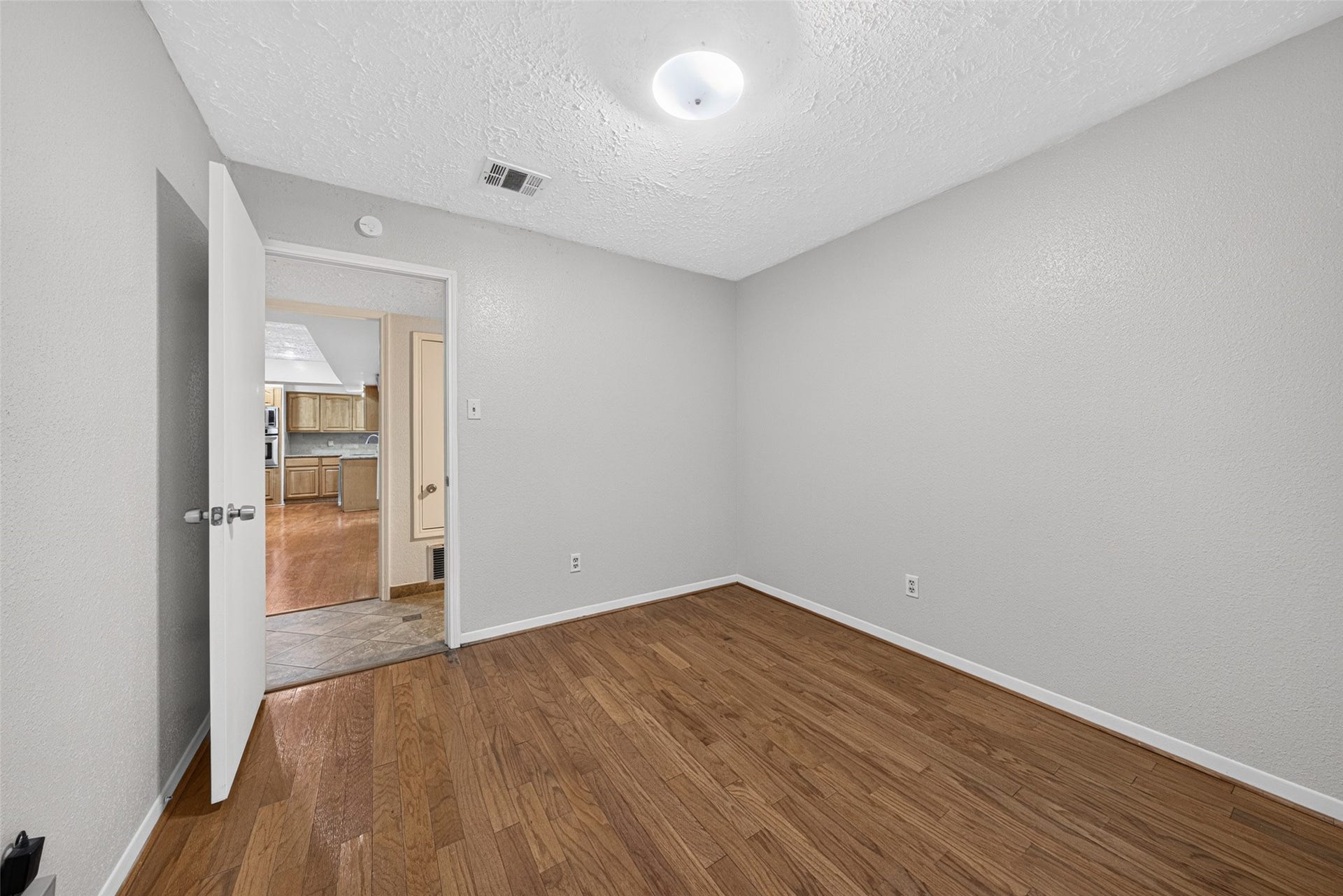 3107 Pecan Point Drive, Sugar Land, TX 77478 3107 Pecan Point Drive, Sugar Land, TX 77478