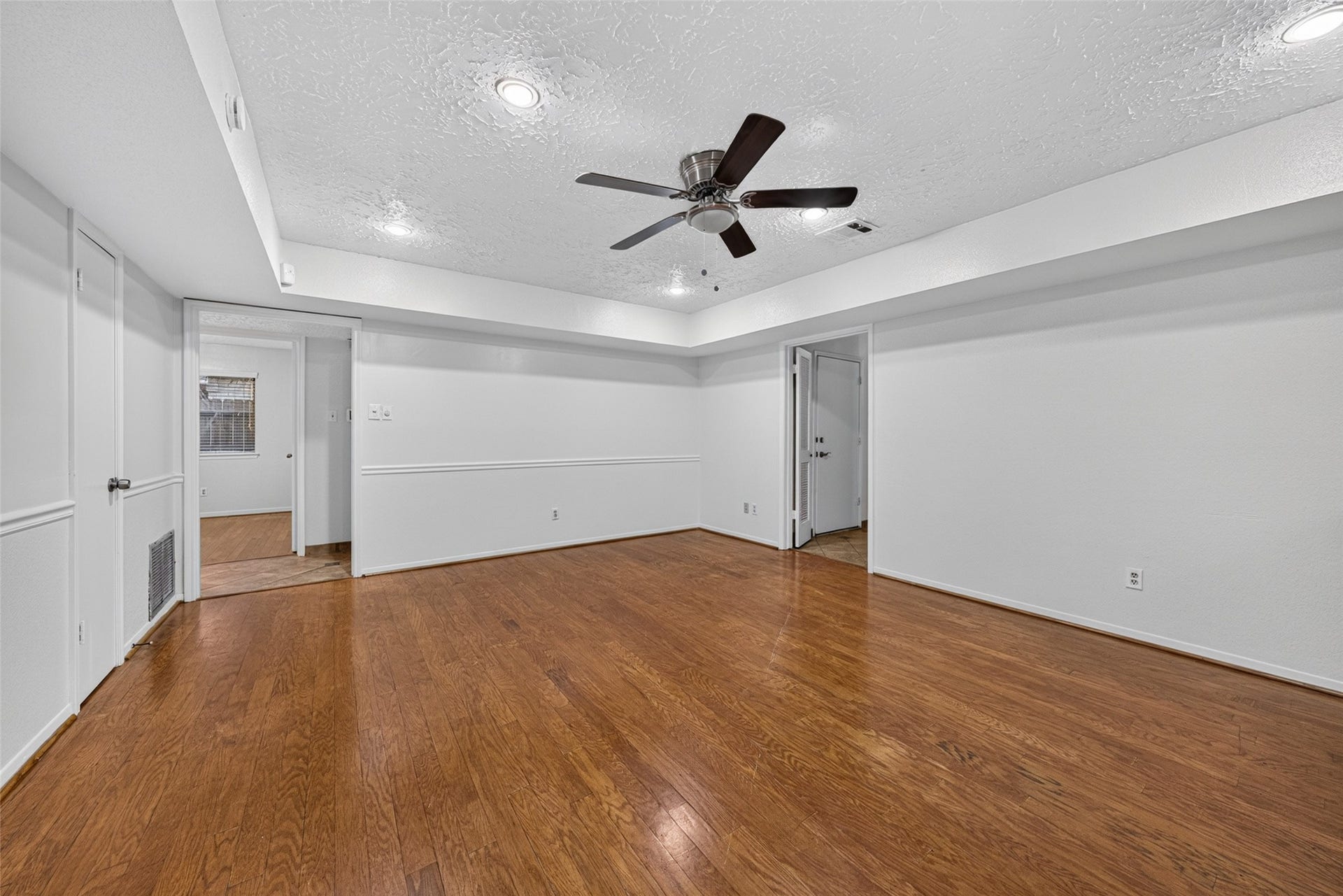 3107 Pecan Point Drive, Sugar Land, TX 77478 3107 Pecan Point Drive, Sugar Land, TX 77478