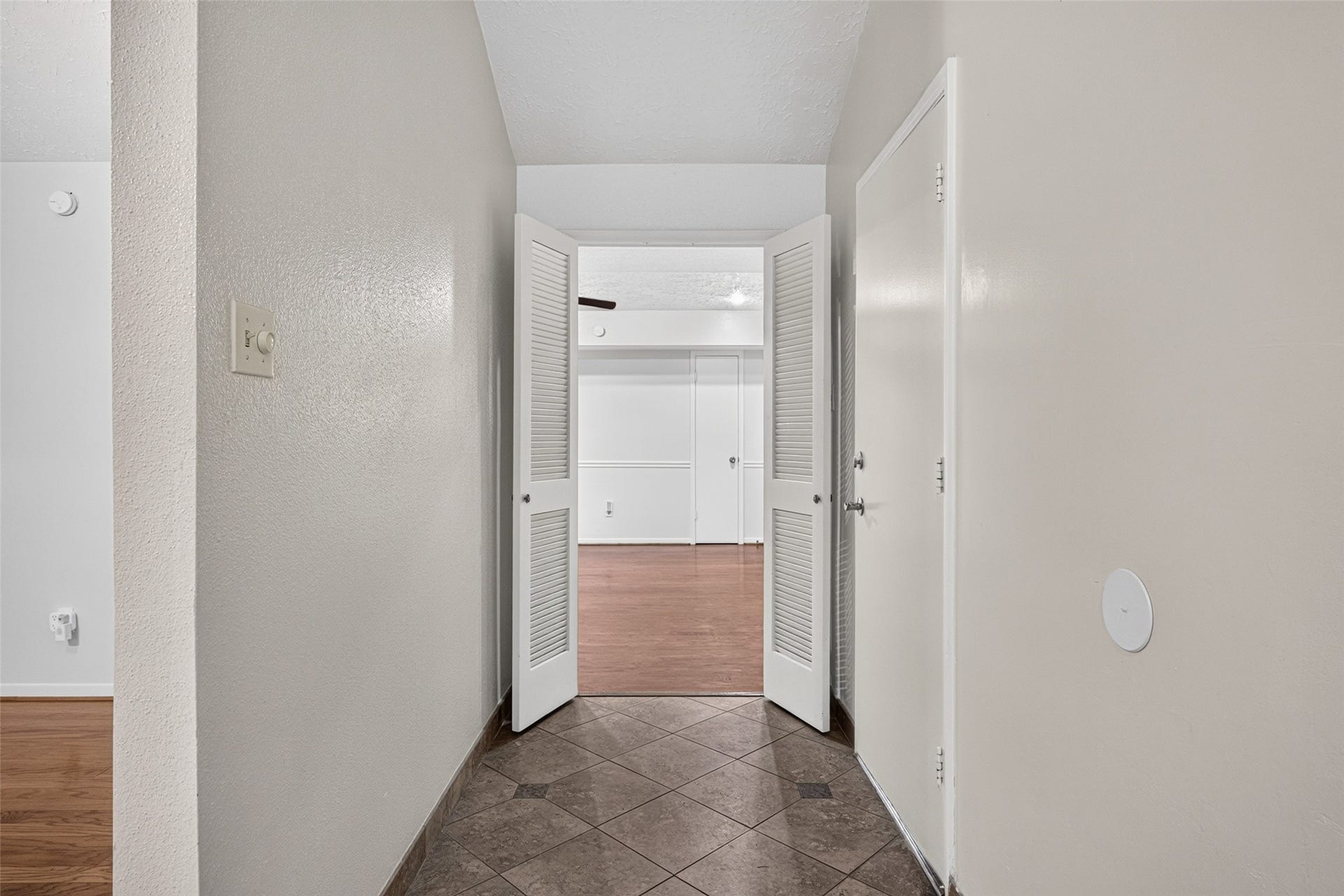 3107 Pecan Point Drive, Sugar Land, TX 77478 3107 Pecan Point Drive, Sugar Land, TX 77478