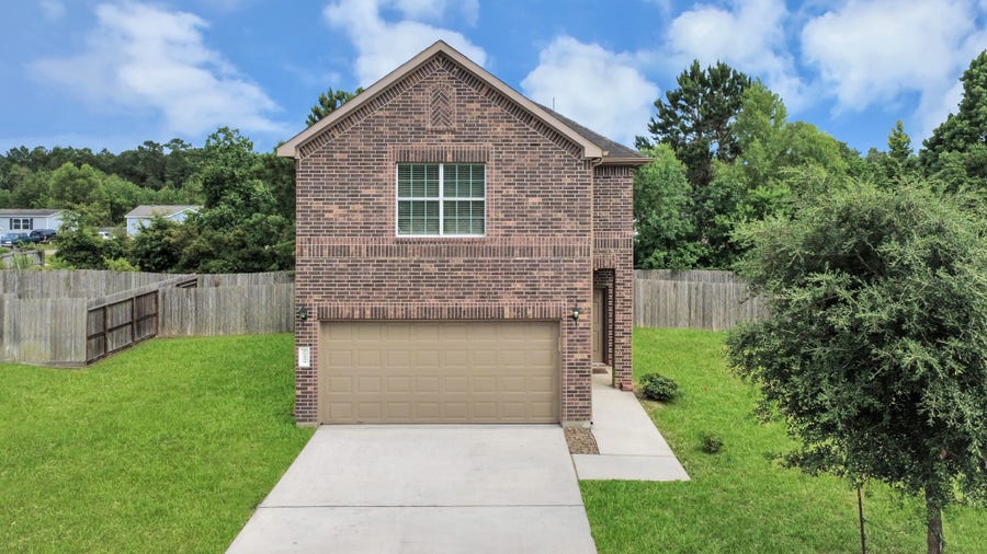 Property photo for 16434 Tracy Court, Conroe, TX