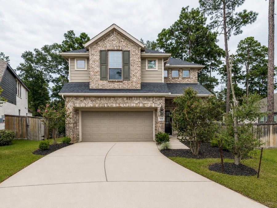 Property photo for 606 Pecan Hickory Court, Willis, TX