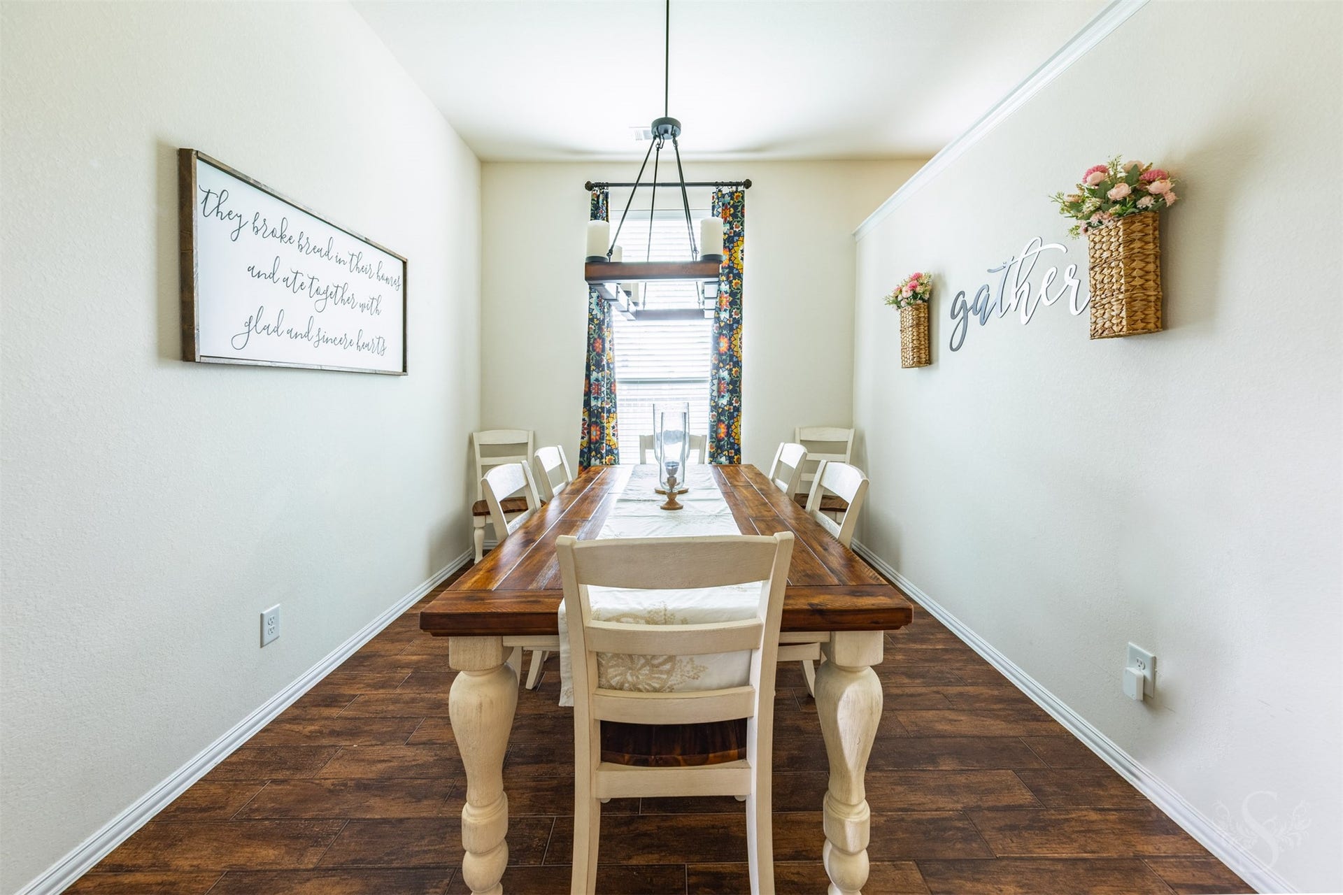 6003 Hedgepark Drive, Richmond, TX 77407 Photos include both previously furnished rooms and the homes current vacant condition to help buyers visualize the space and layout.