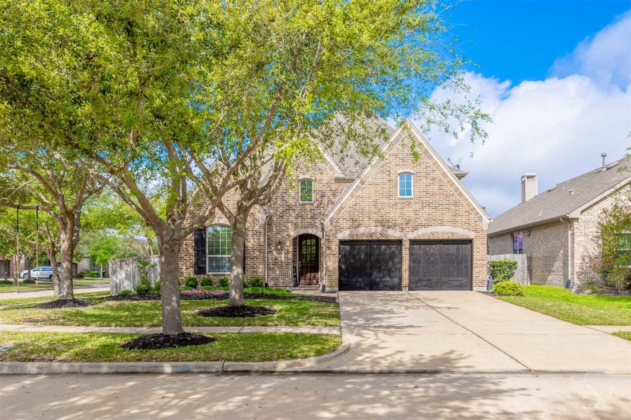 Property photo for 6003 Hedgepark Drive, Richmond, TX